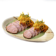 Load image into Gallery viewer, 25 Pack 10&quot; Eco-Friendly Palm Leaf Disposable Oval Serving Plates